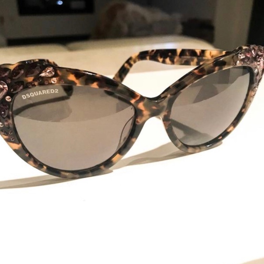 DSquared2 “Elizabeth” Retro Tortoise with Stone